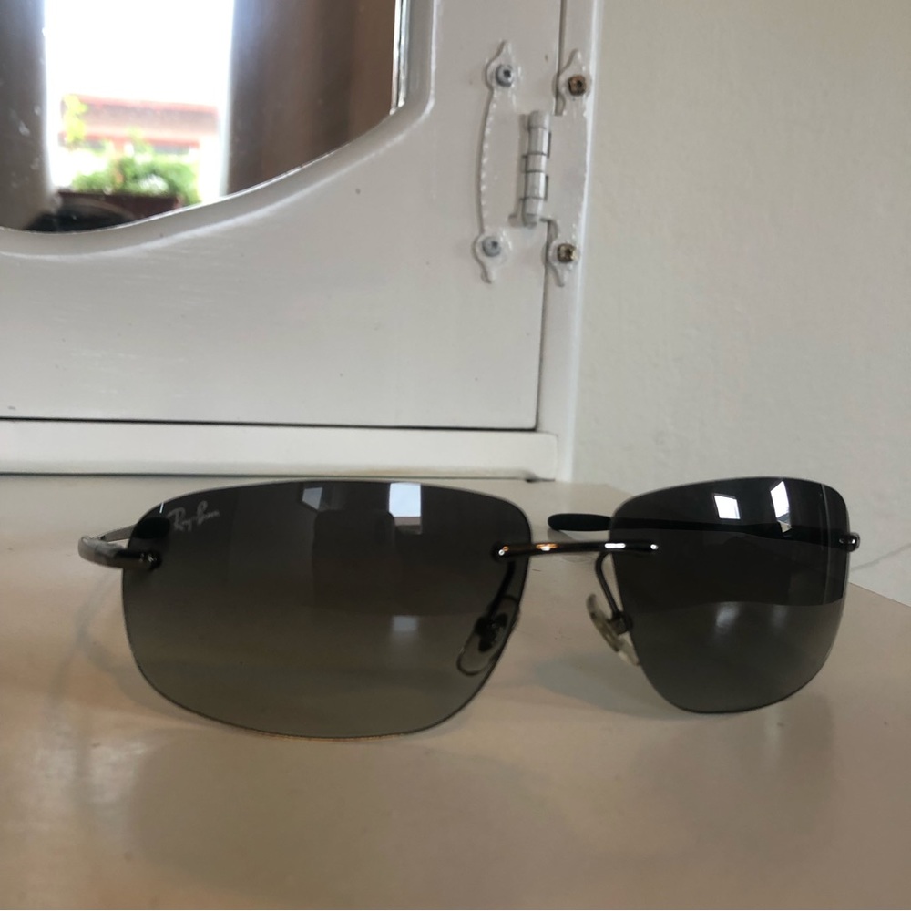 Ray- Ban 3391 Sunglasses in Excellent Condition